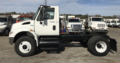 white unit day cab